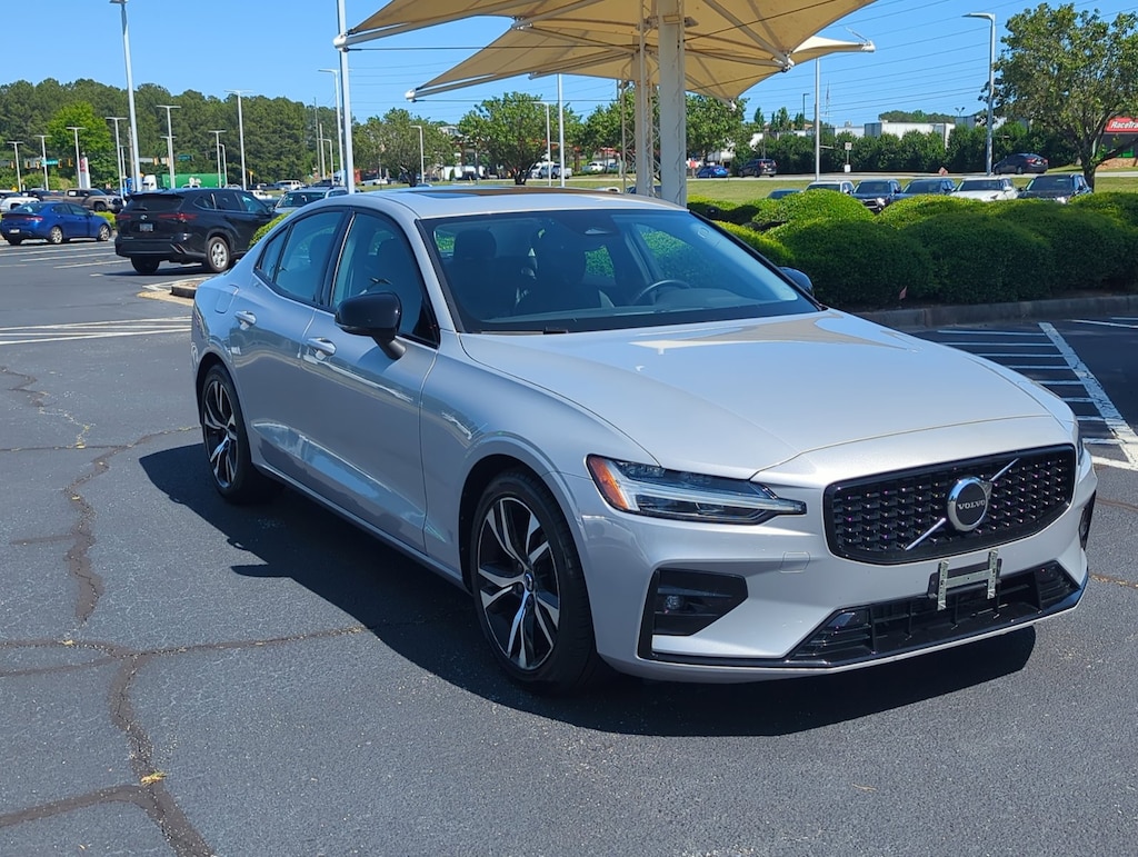 Used 2024 Volvo S60 B5 Core Dark Sedan
