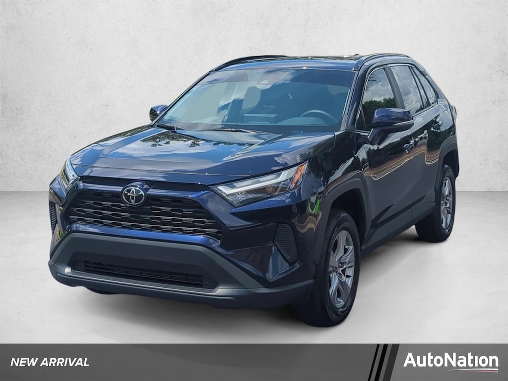 Used 2025 Toyota RAV4 XLE SUV