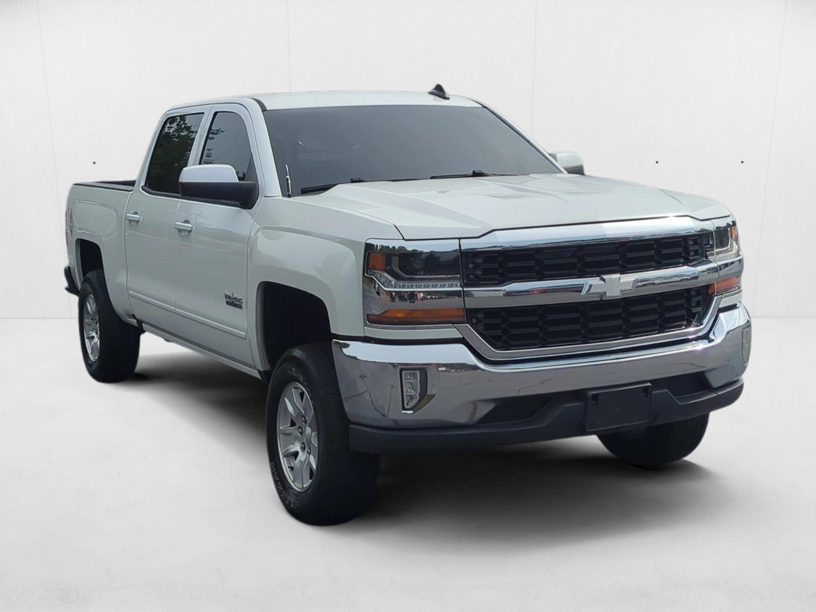 2017 Chevrolet Silverado 1500 photo 3