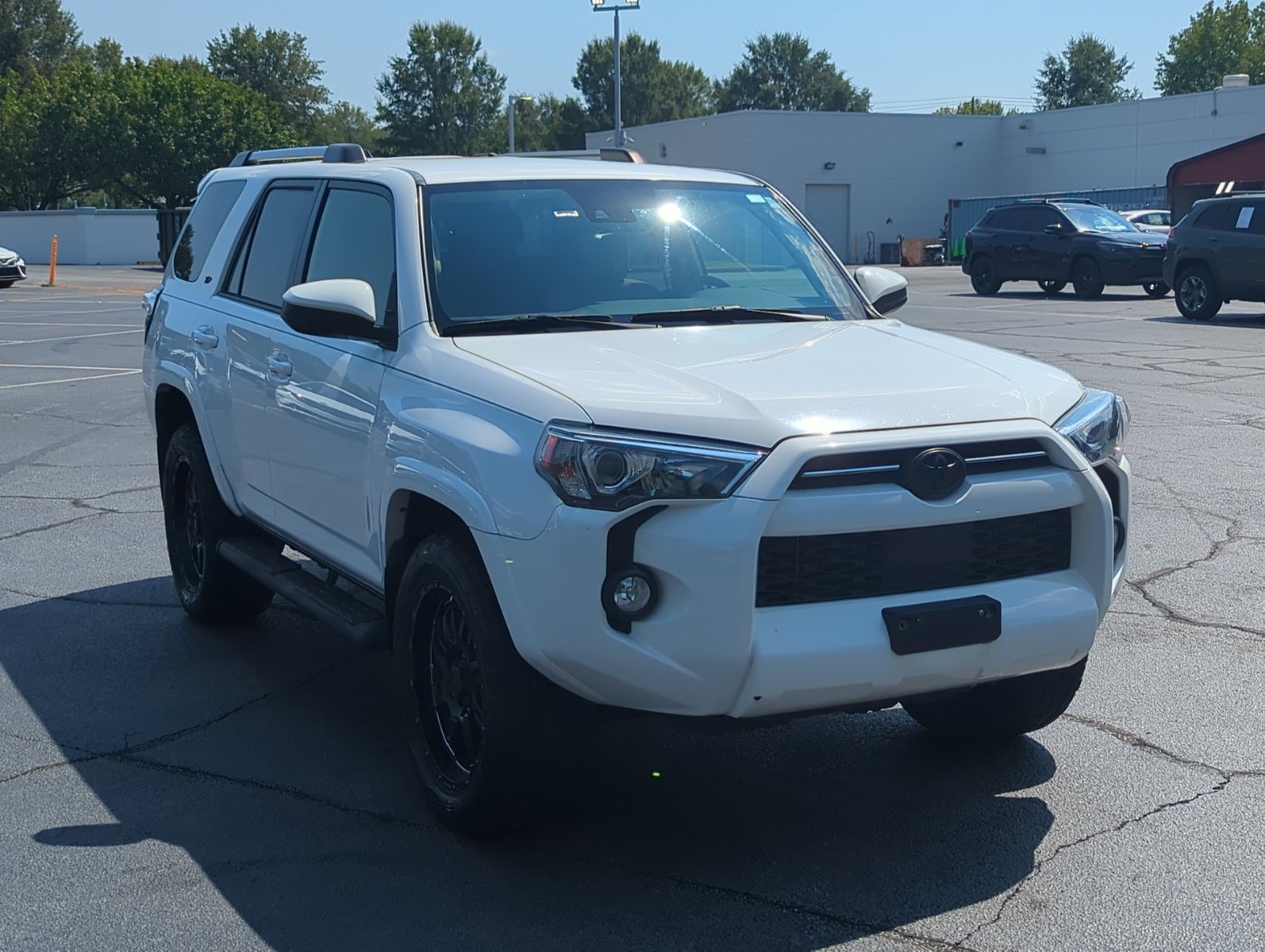 2020 Toyota 4Runner SR5 photo 3