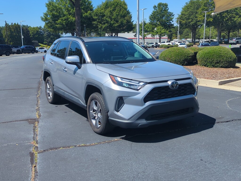 Used 2022 Toyota RAV4 XLE SUV