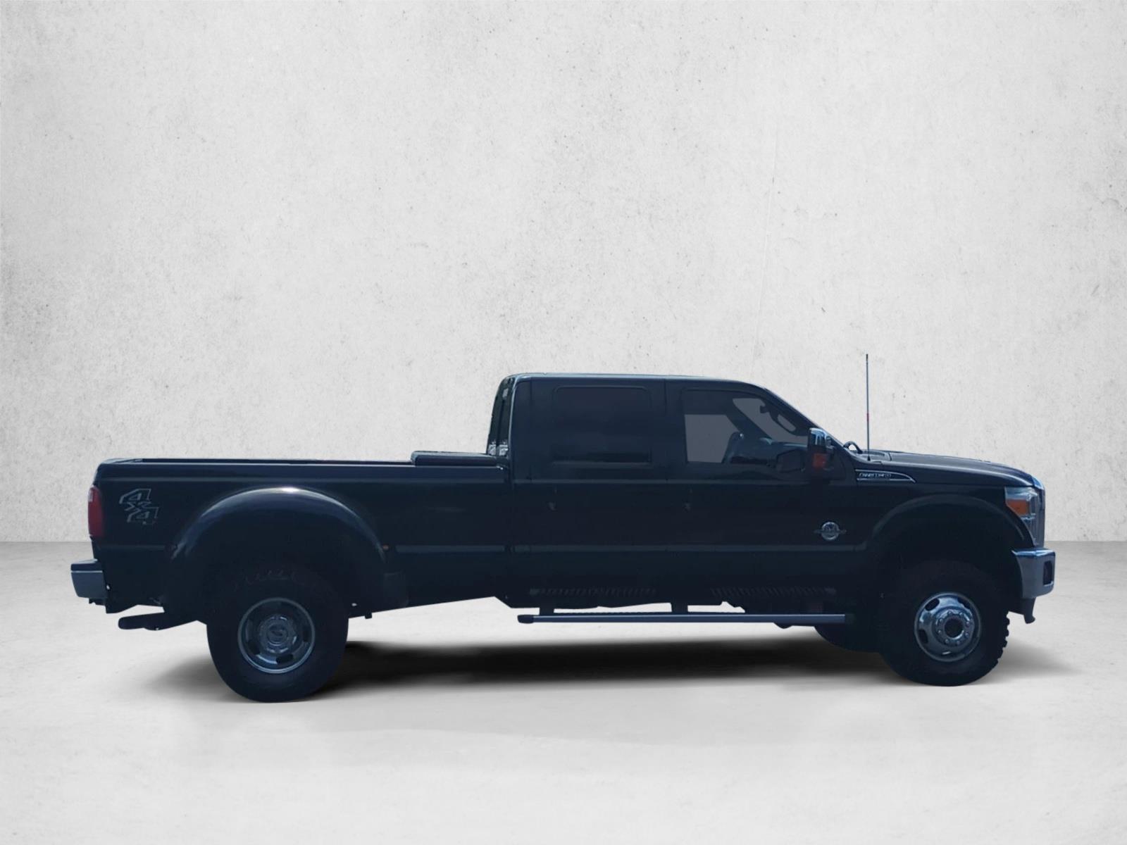2016 Ford F-350 Lariat photo 4