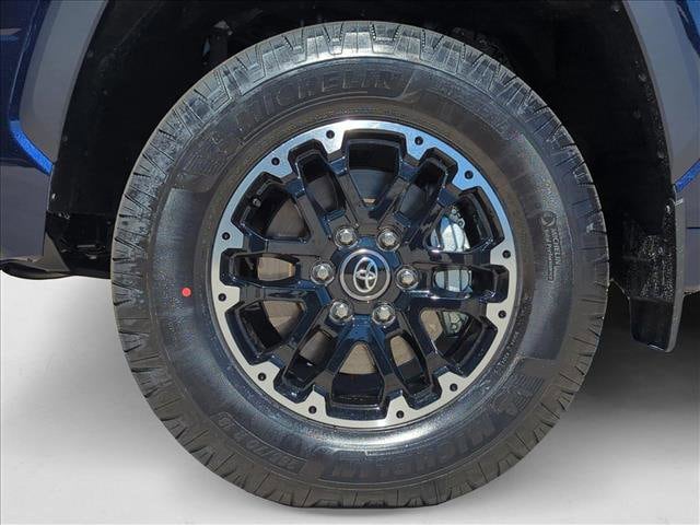 2025 Toyota Tundra SR5 - Photo 9