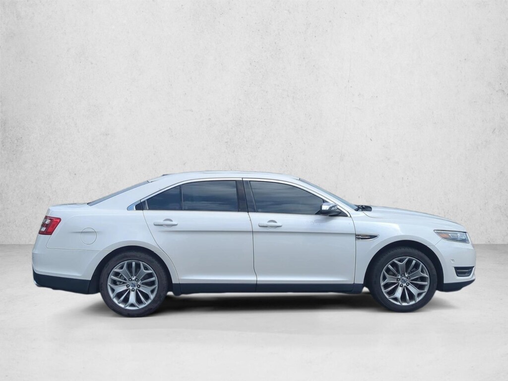 Used 2017 Ford Taurus Limited Sedan