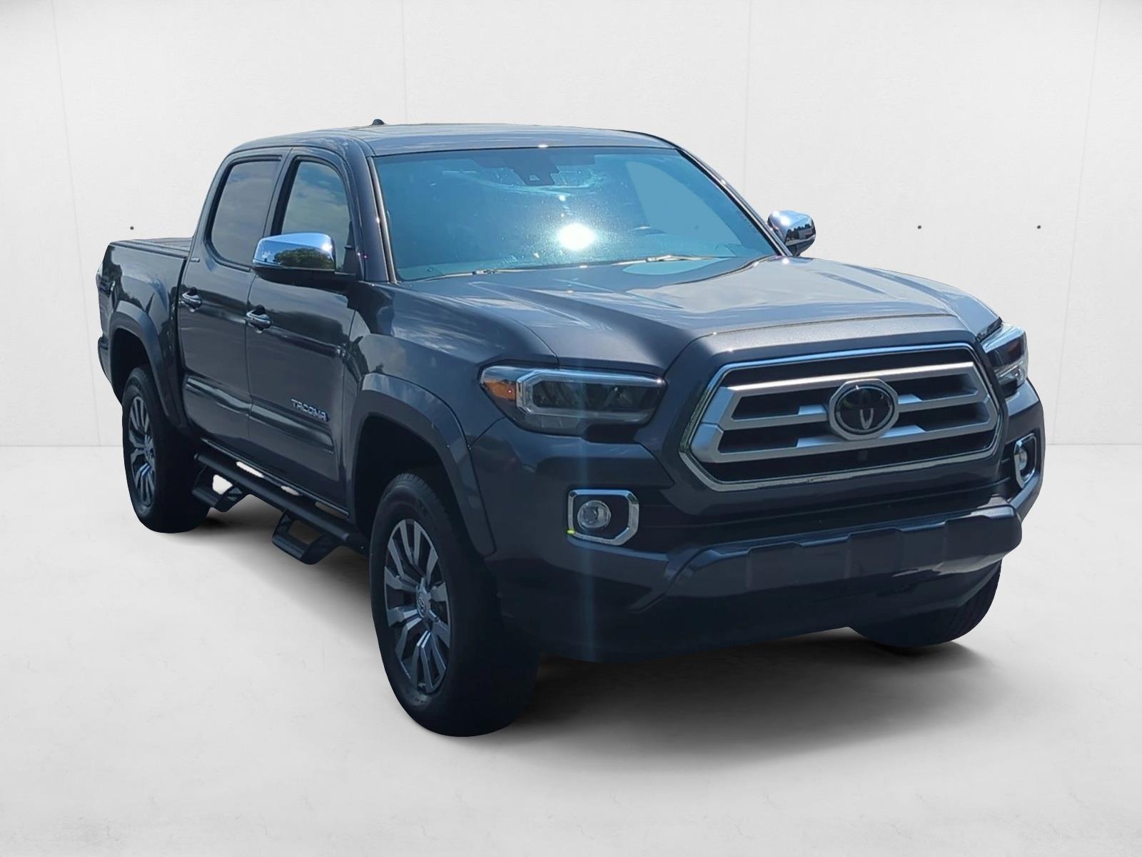 2023 Toyota Tacoma Limited V6 photo 3