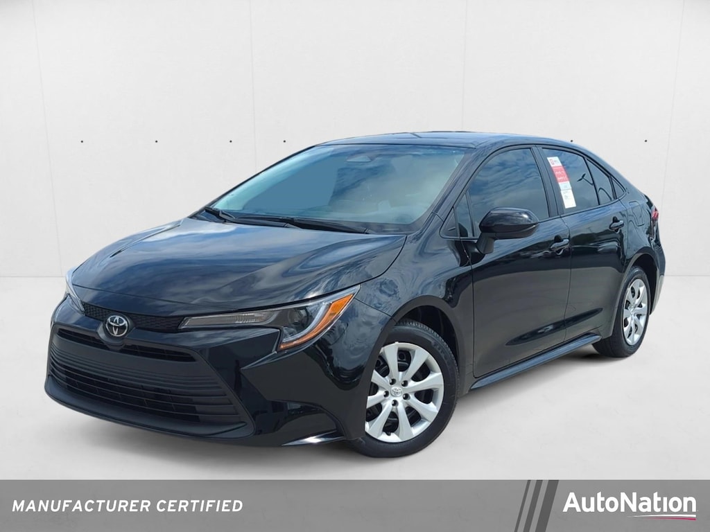 Used 2025 Toyota Corolla LE Sedan
