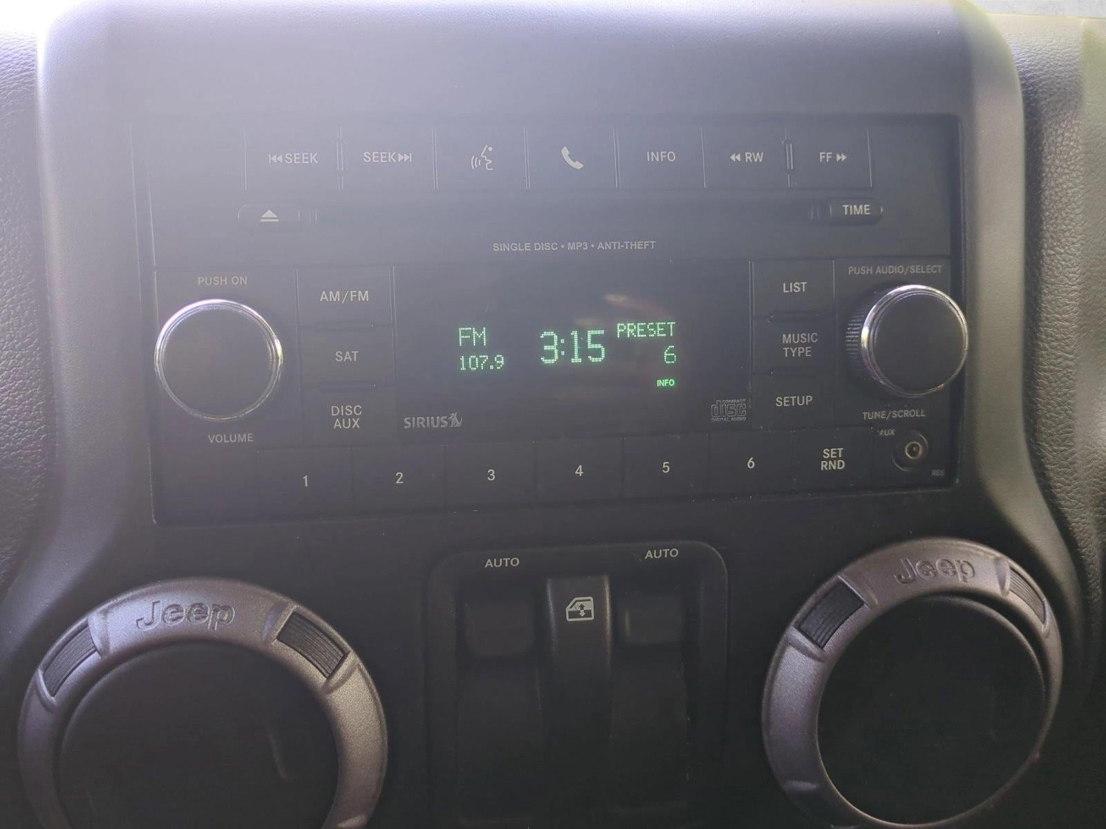 2013 Jeep Wrangler Sport - Photo 14