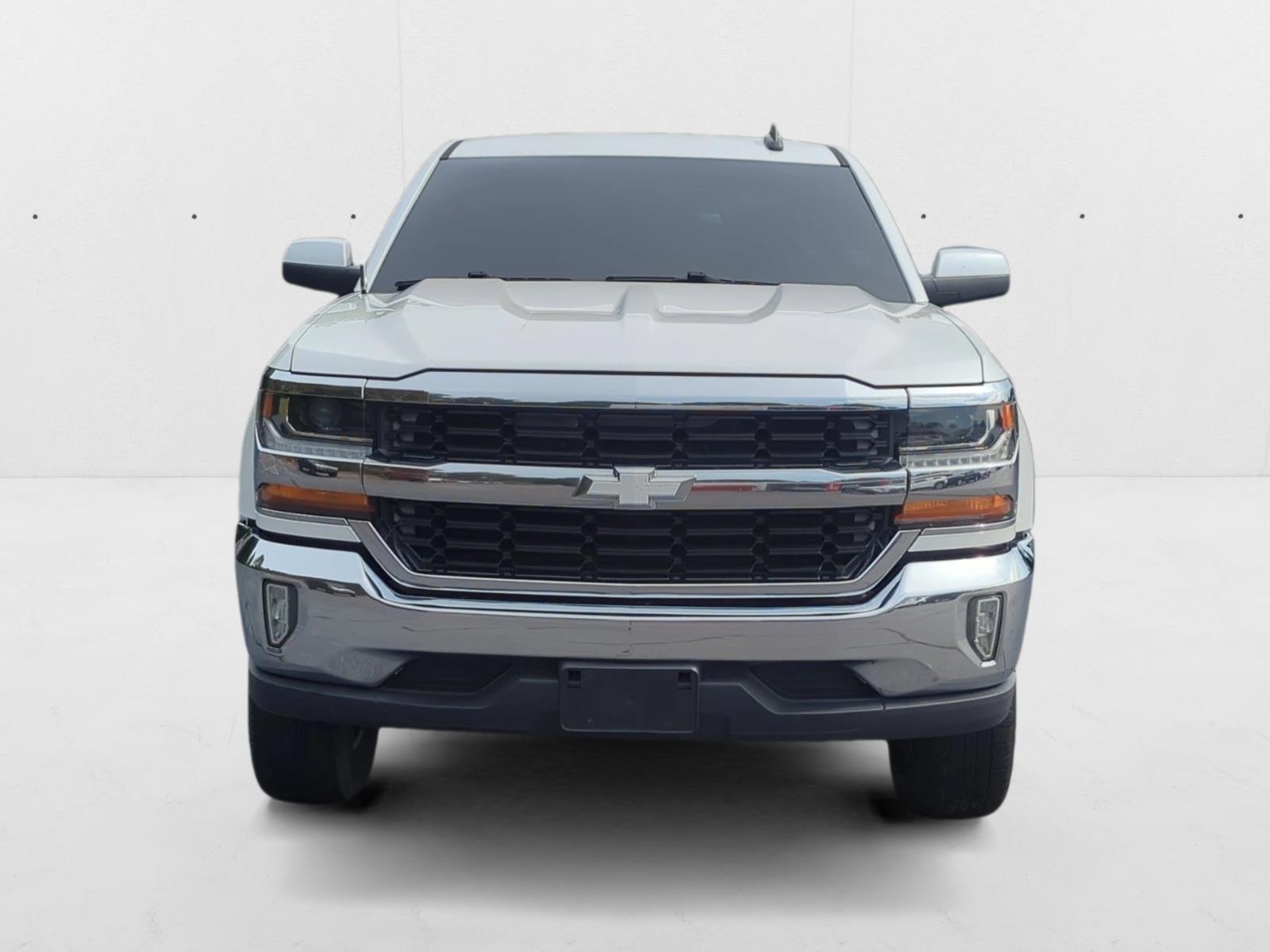 2017 Chevrolet Silverado 1500 photo 2