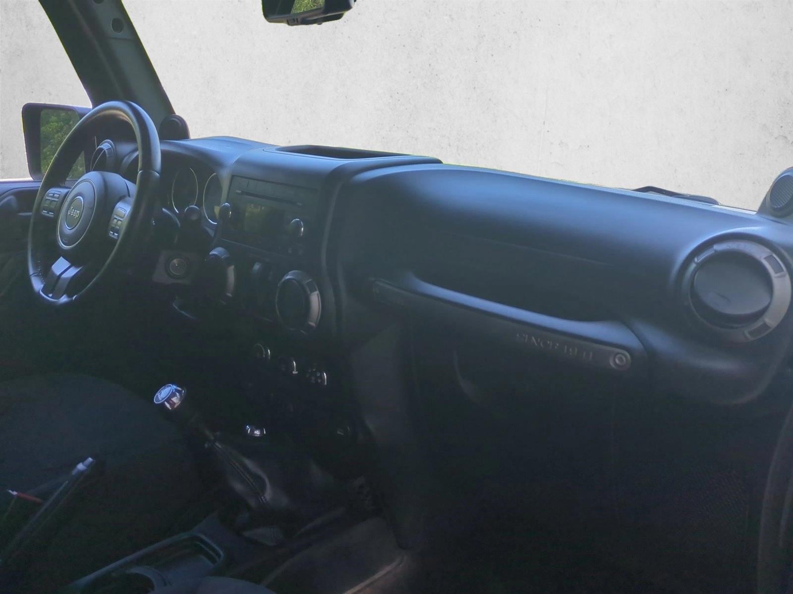 2013 Jeep Wrangler Sport - Photo 19
