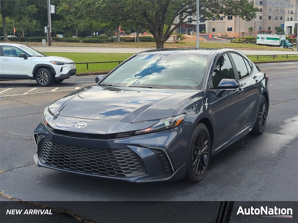 Used 2026 Toyota Camry SE Sedan