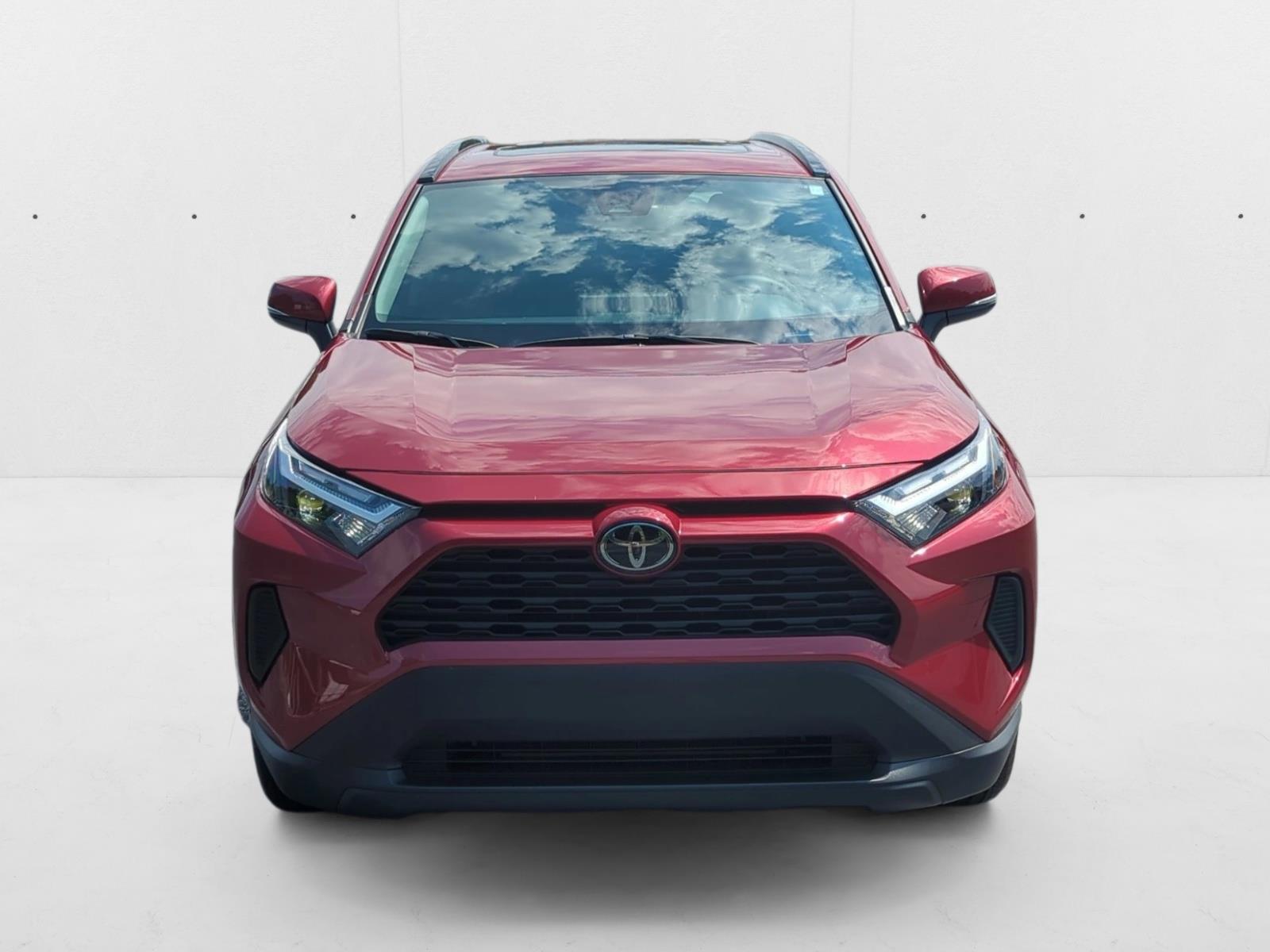 2025 Toyota RAV4 XLE photo 2