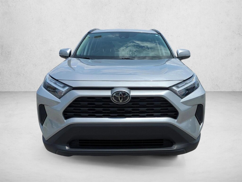 Used 2025 Toyota RAV4 XLE SUV
