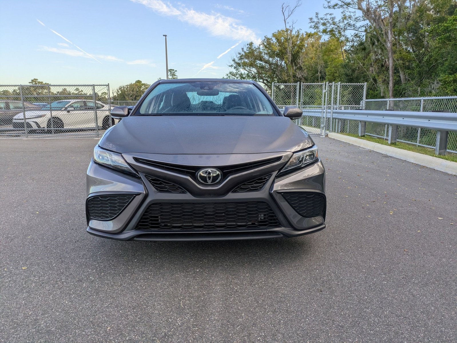 2024 Toyota Camry SE photo 2