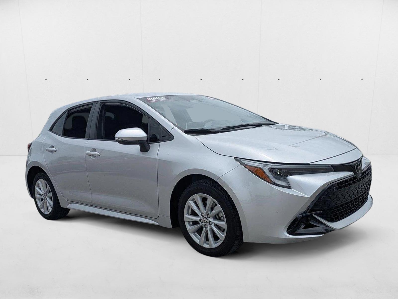 2025 Toyota Corolla SE photo 2