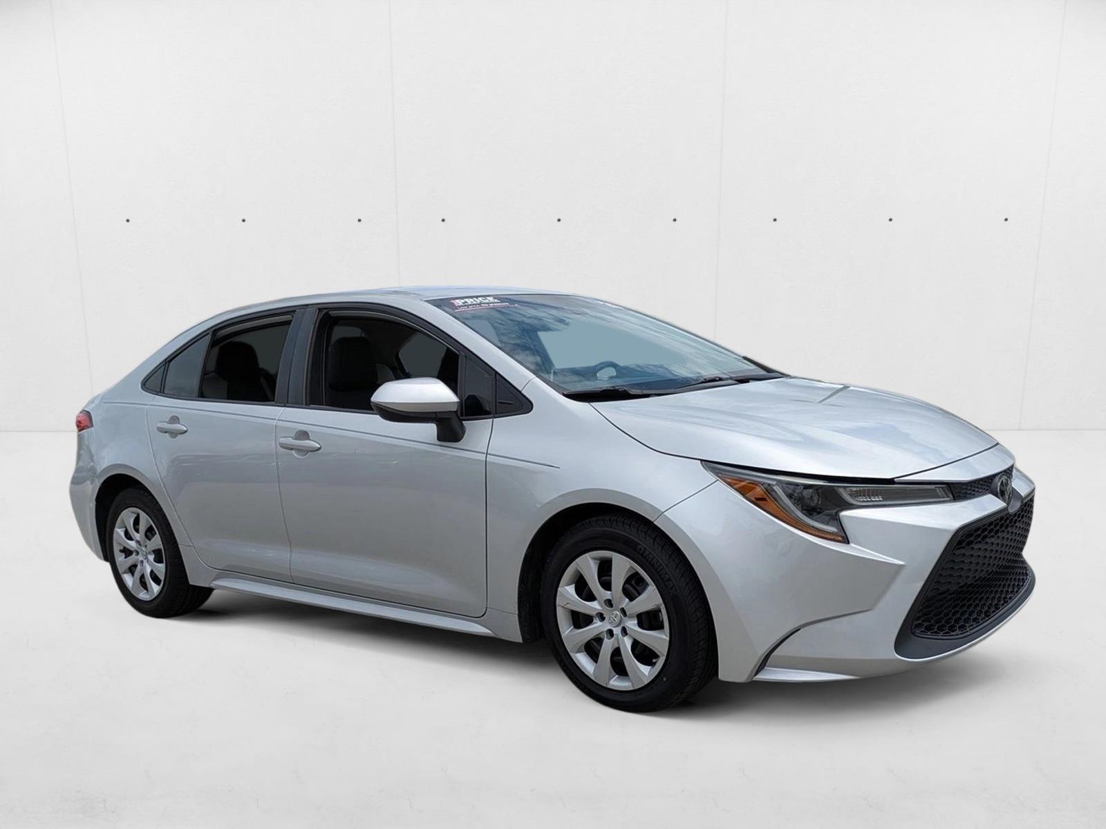 2020 Toyota Corolla LE photo 3
