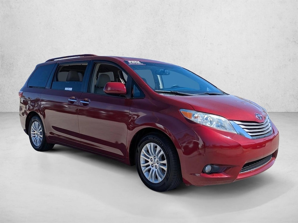 Used 2015 Toyota Sienna XLE Van