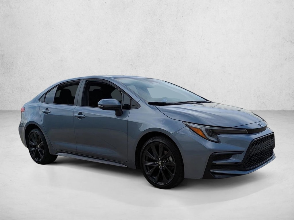 Used 2023 Toyota Corolla SE Sedan
