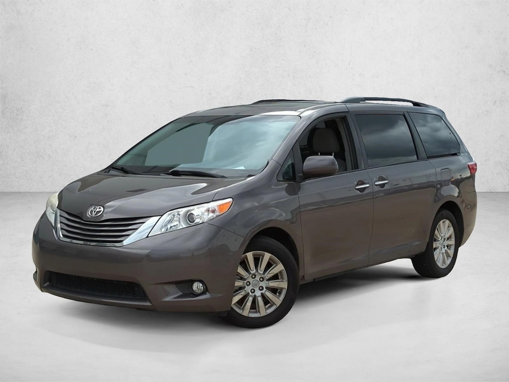 Used 2015 Toyota Sienna XLE Van