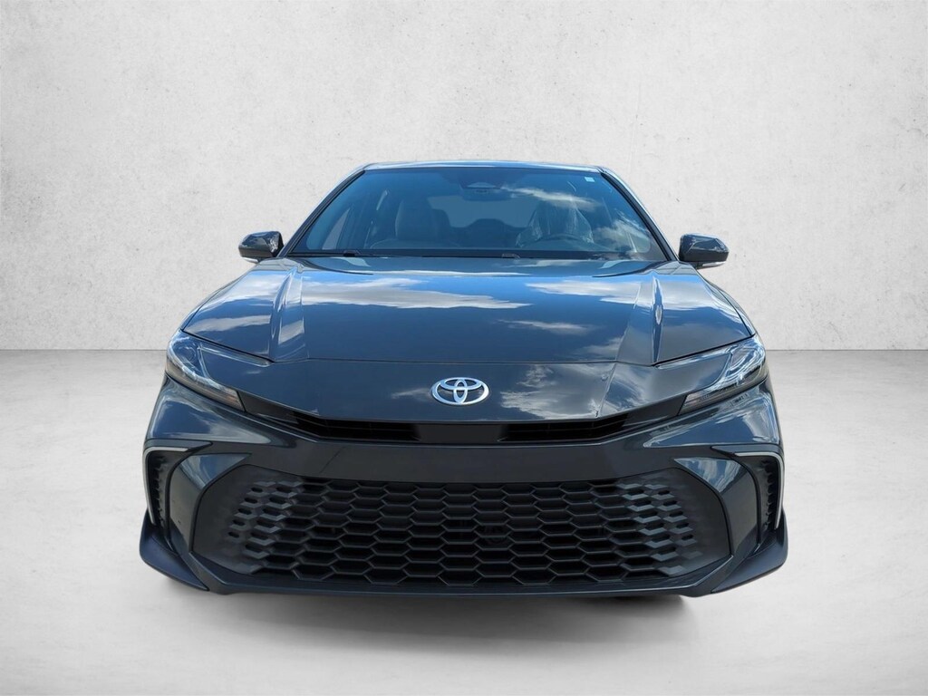 Used 2025 Toyota Camry SE Sedan