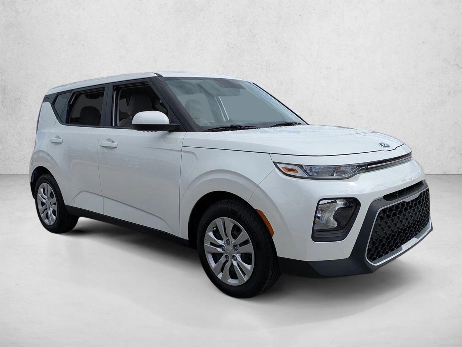 2021 Kia Soul LX photo 3