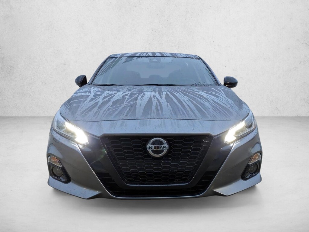 Used 2022 Nissan Altima 2.5 SR Sedan