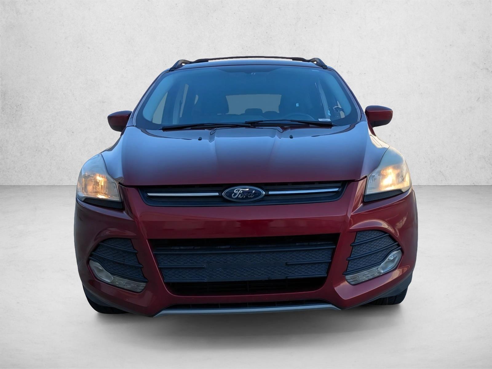 2016 Ford Escape SE photo 2