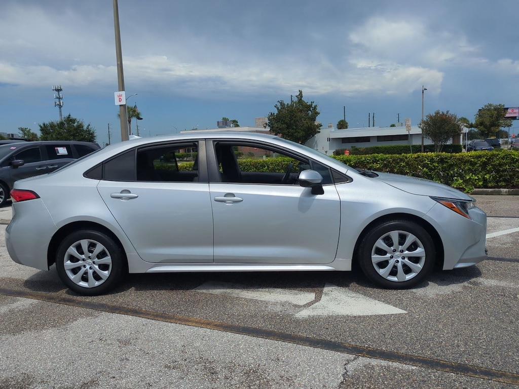 Certified 2024 Toyota Corolla LE Sedan
