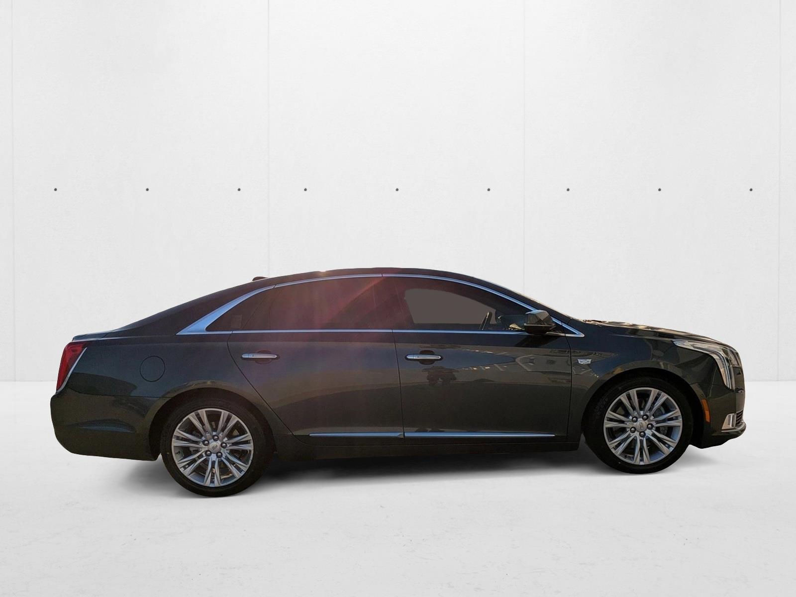 2019 Cadillac XTS Luxury photo 4