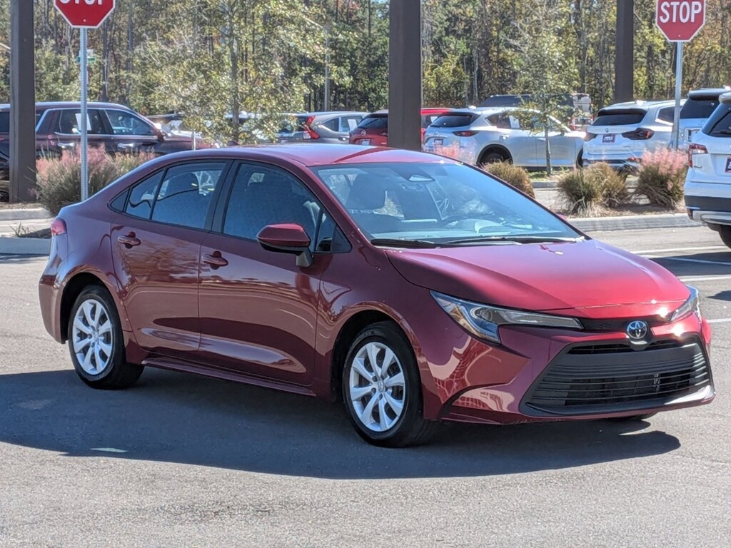 Used 2025 Toyota Corolla LE Sedan