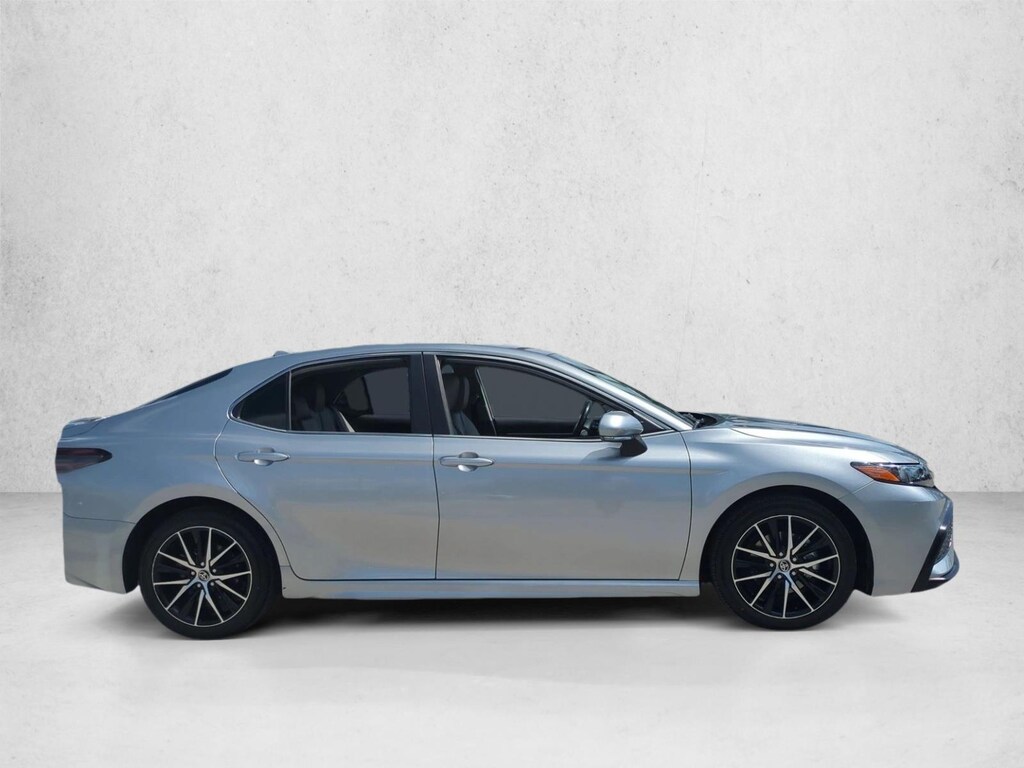 Used 2023 Toyota Camry SE Sedan