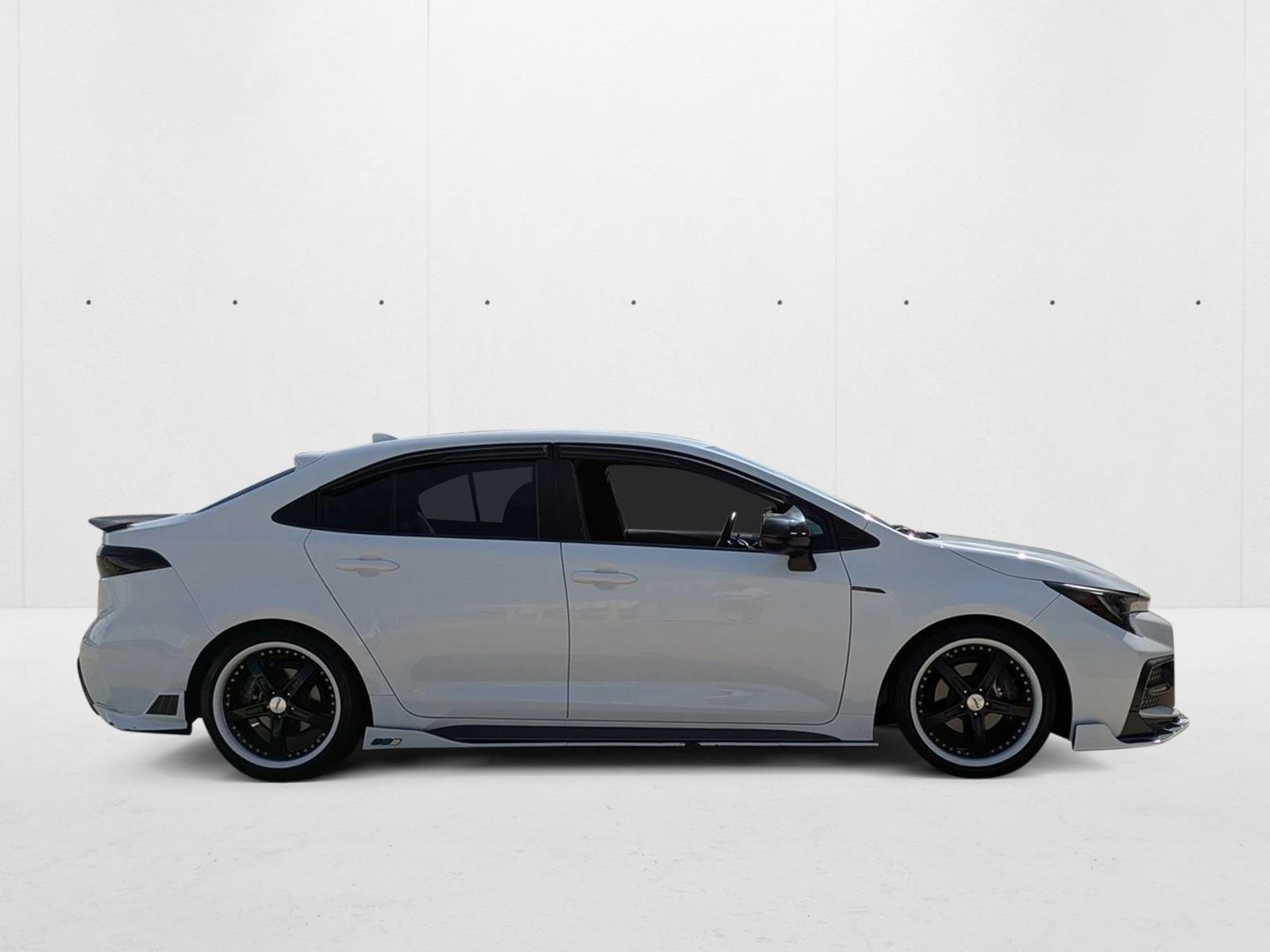 2021 Toyota Corolla SE photo 4