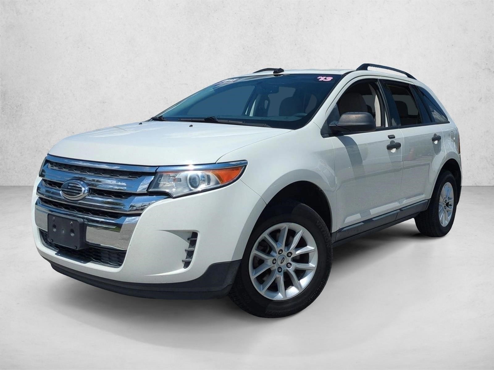 2013 Ford Edge SE's photo
