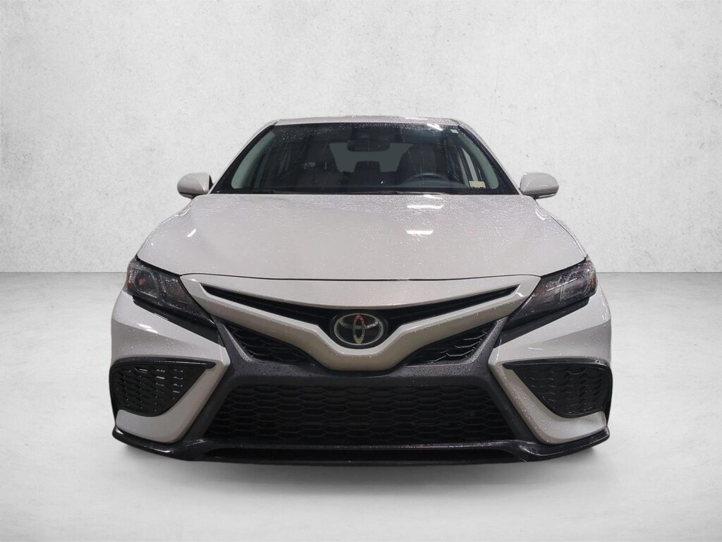 Used 2023 Toyota Camry SE Sedan
