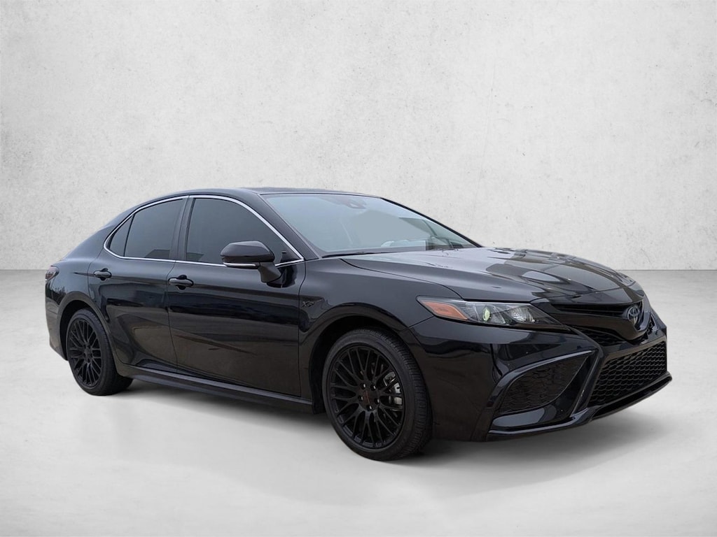 Used 2024 Toyota Camry SE Sedan