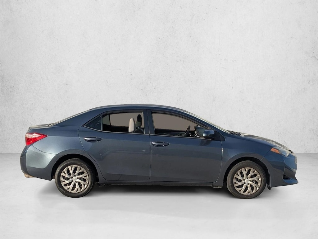 Used 2018 Toyota Corolla LE Sedan