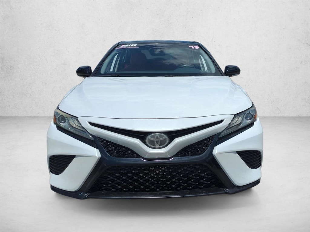 Used 2019 Toyota Camry XSE Sedan