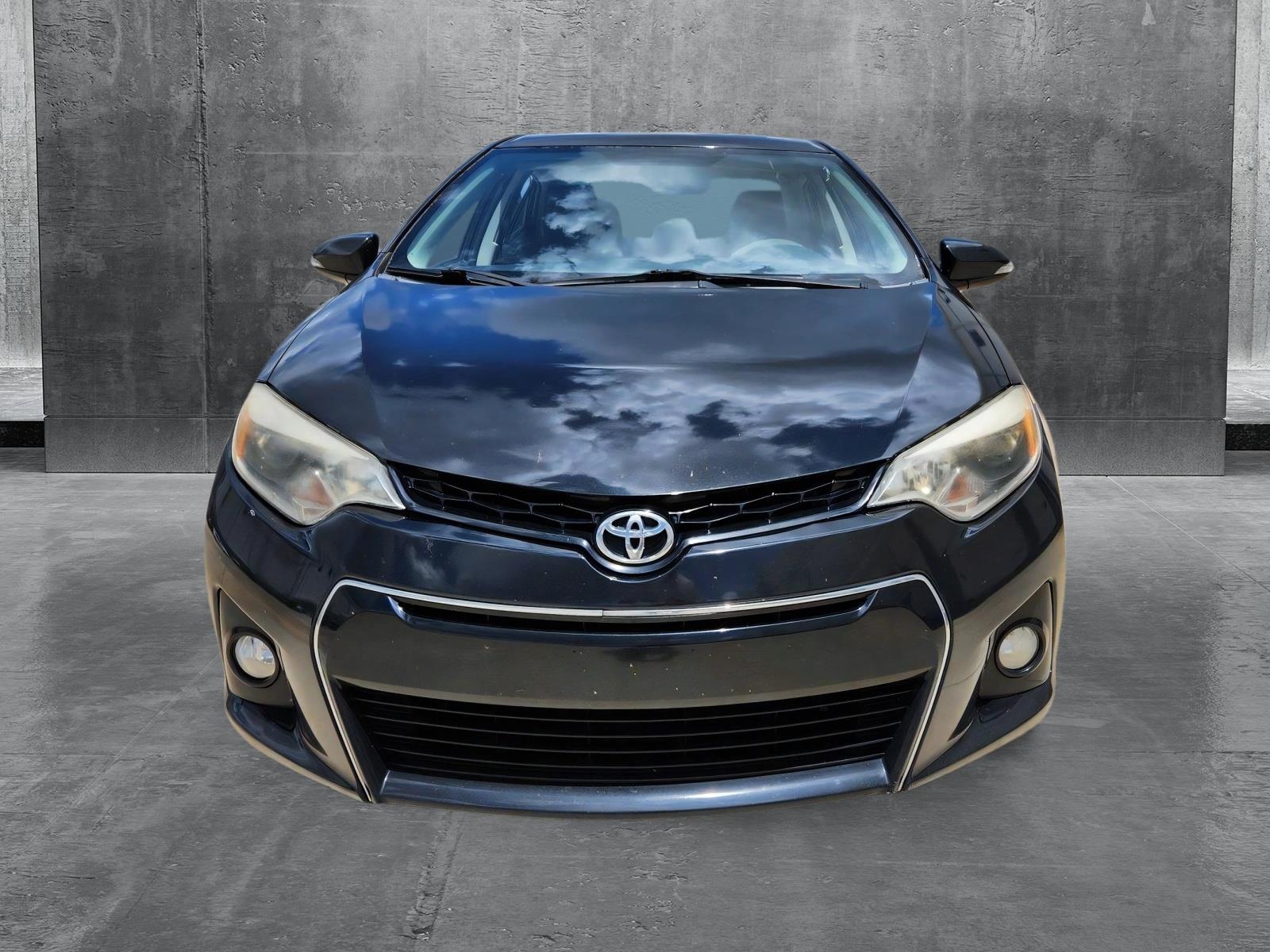 2014 Toyota Corolla Plus photo 2