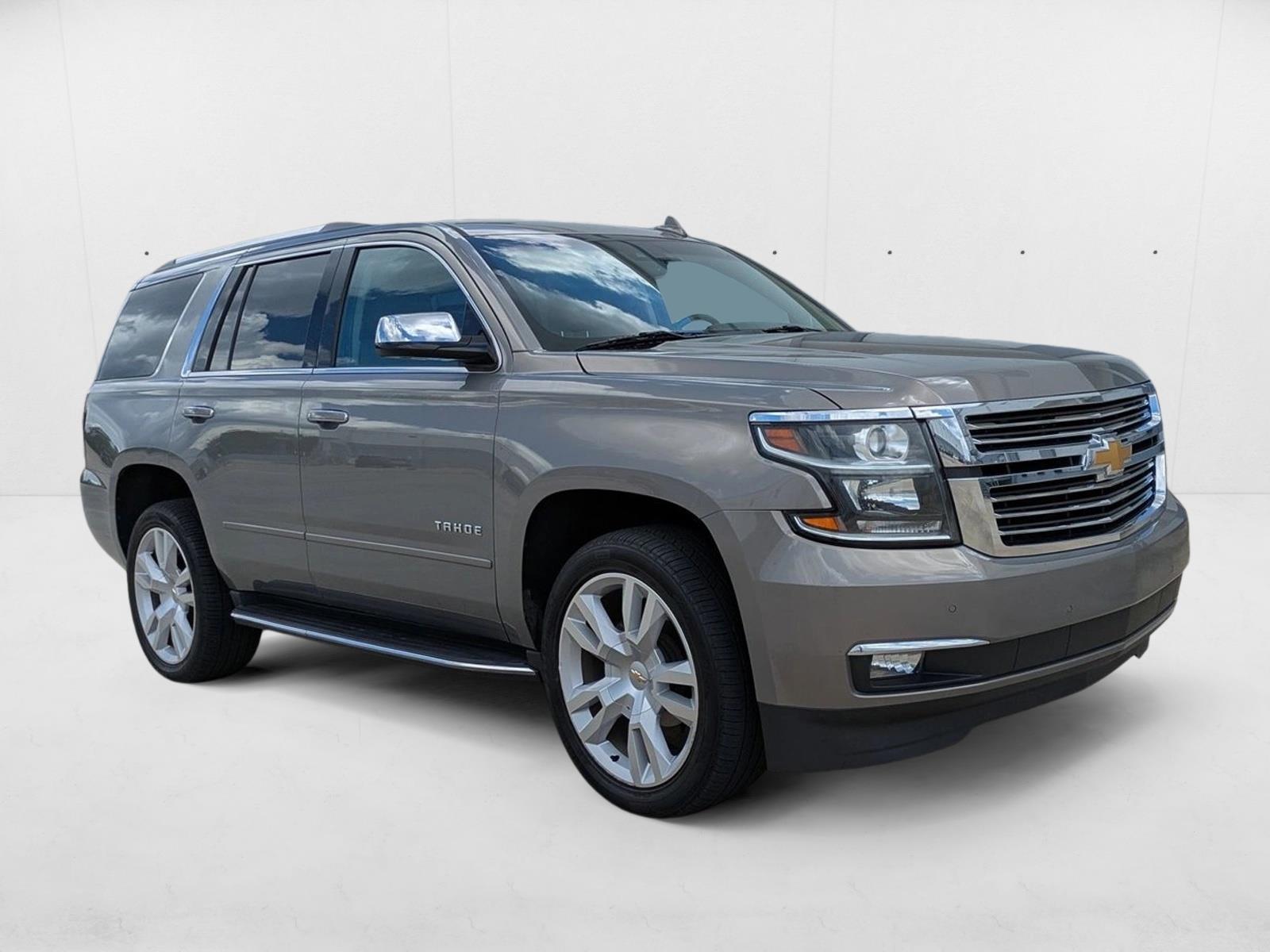 2018 Chevrolet Tahoe Premier photo 3