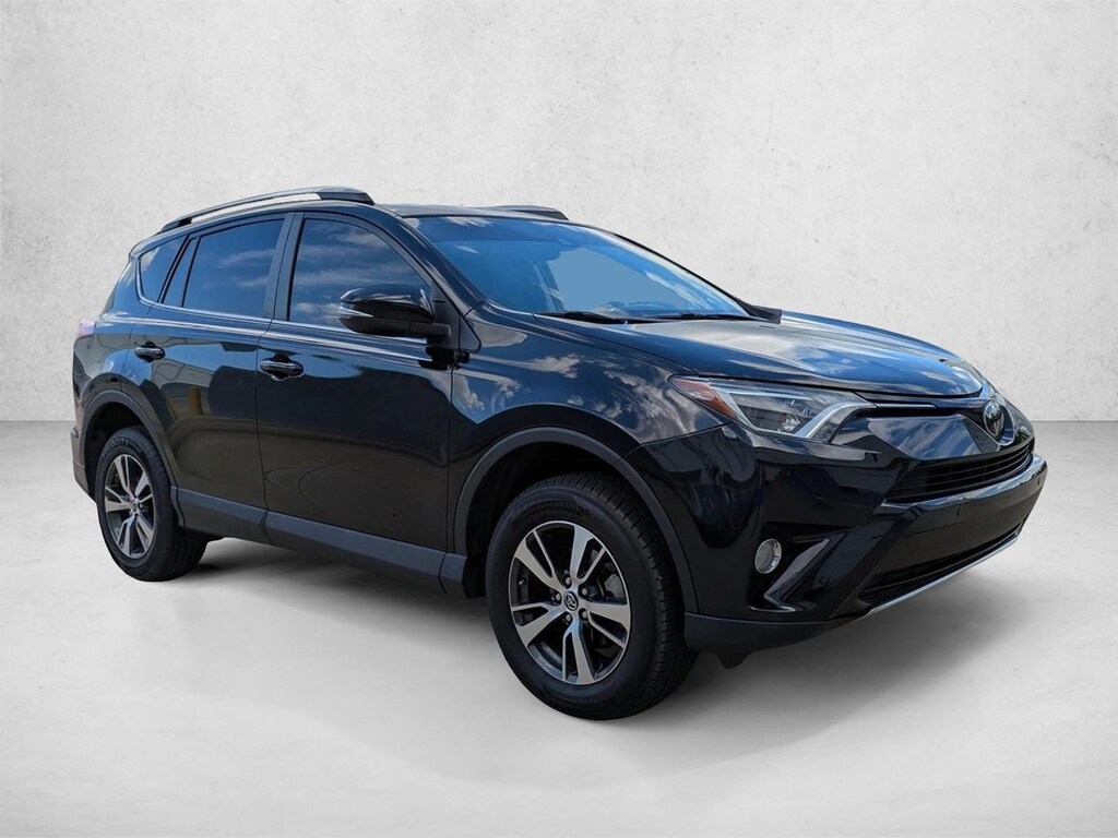 Used 2018 Toyota RAV4 XLE SUV