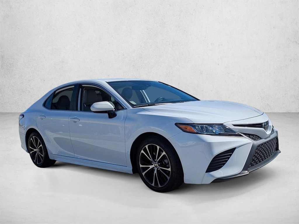 Certified 2020 Toyota Camry SE Sedan