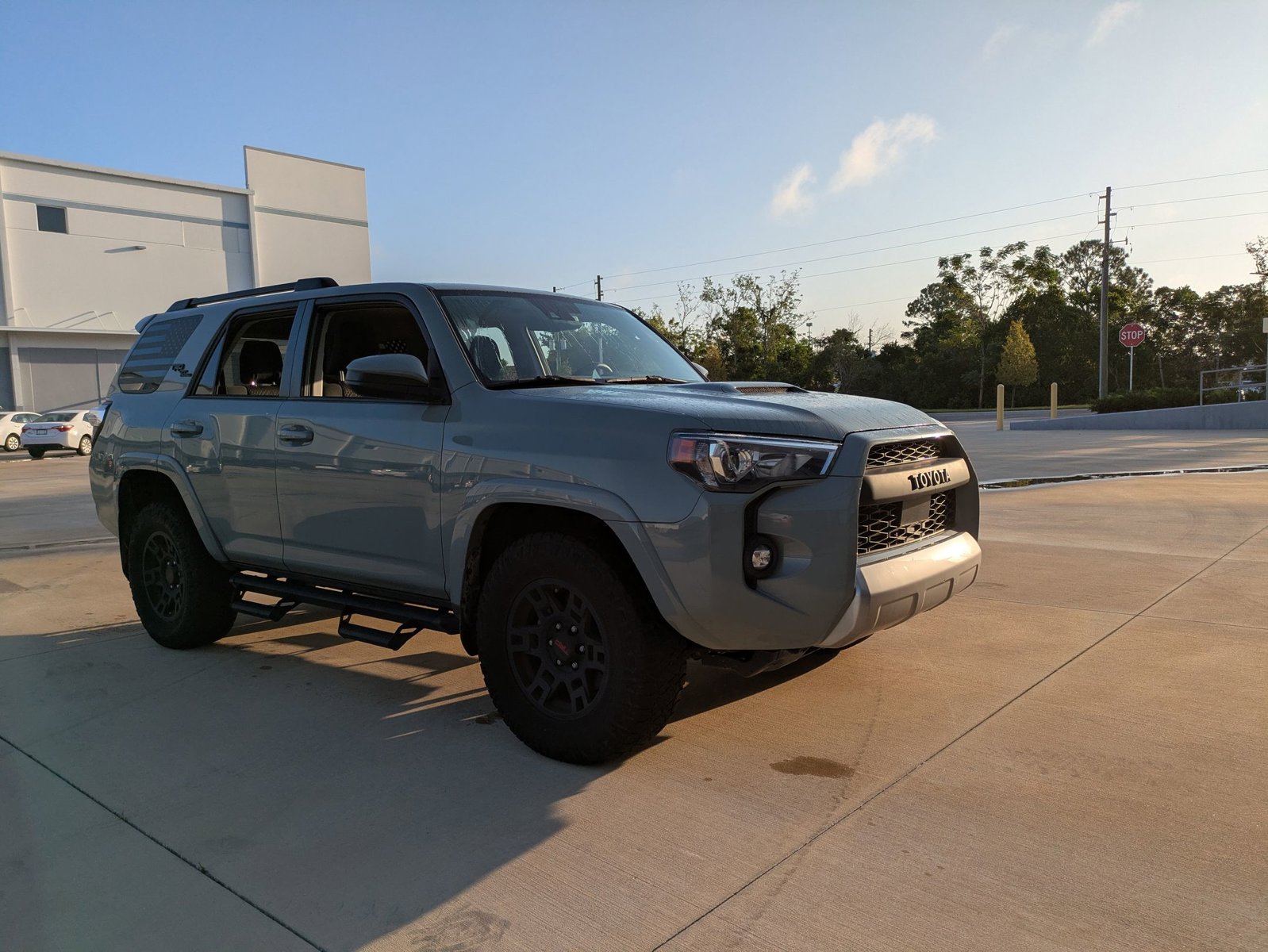 2023 Toyota 4Runner TRD photo 3