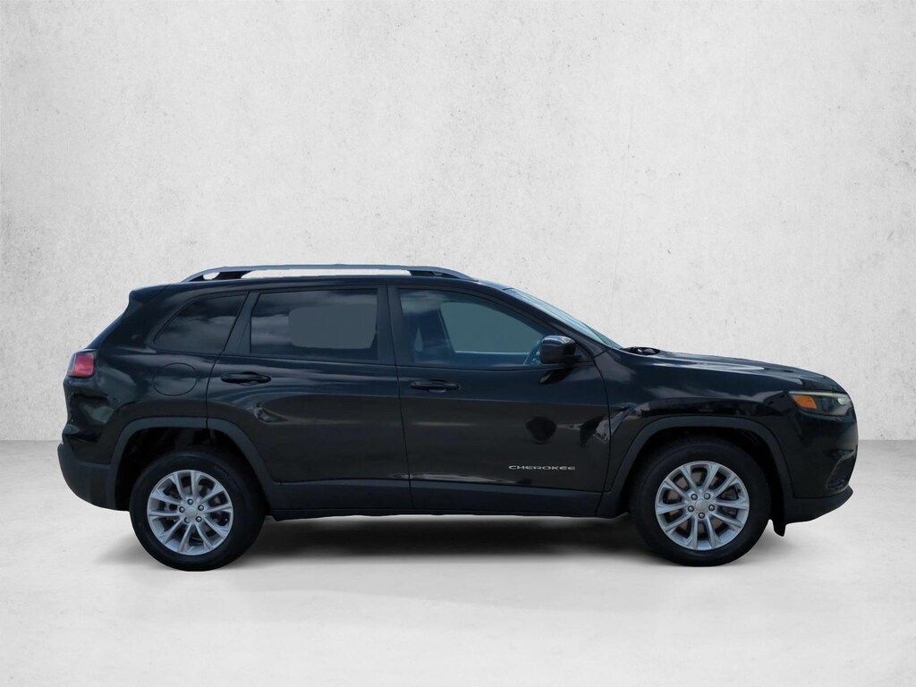 Used 2020 Jeep Cherokee Latitude SUV
