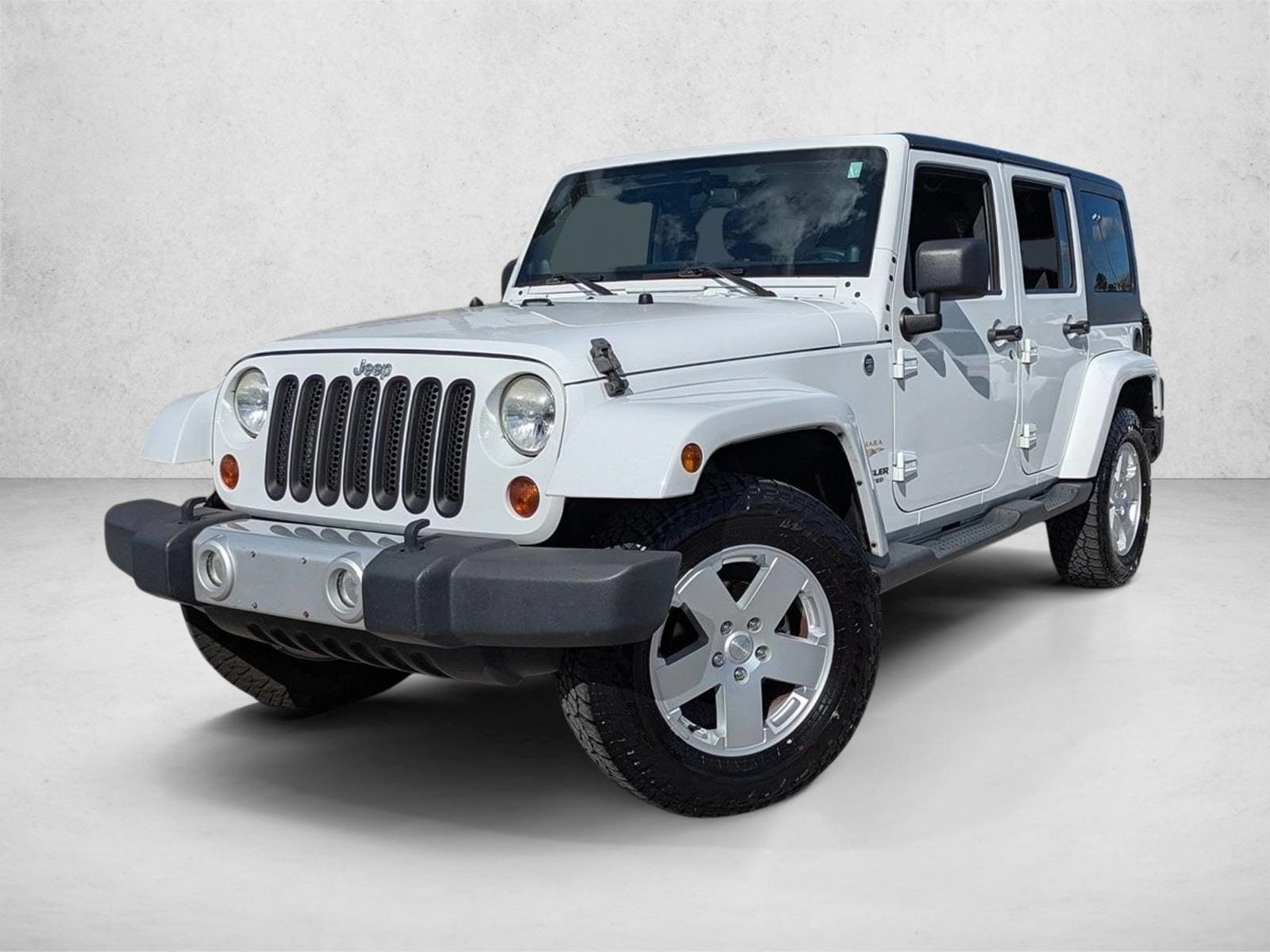 2012 Jeep Wrangler Unlimited Sahara's photo