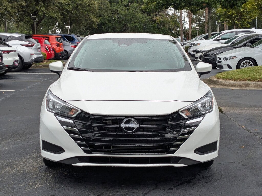 Used 2024 Nissan Versa 1.6 SV Sedan