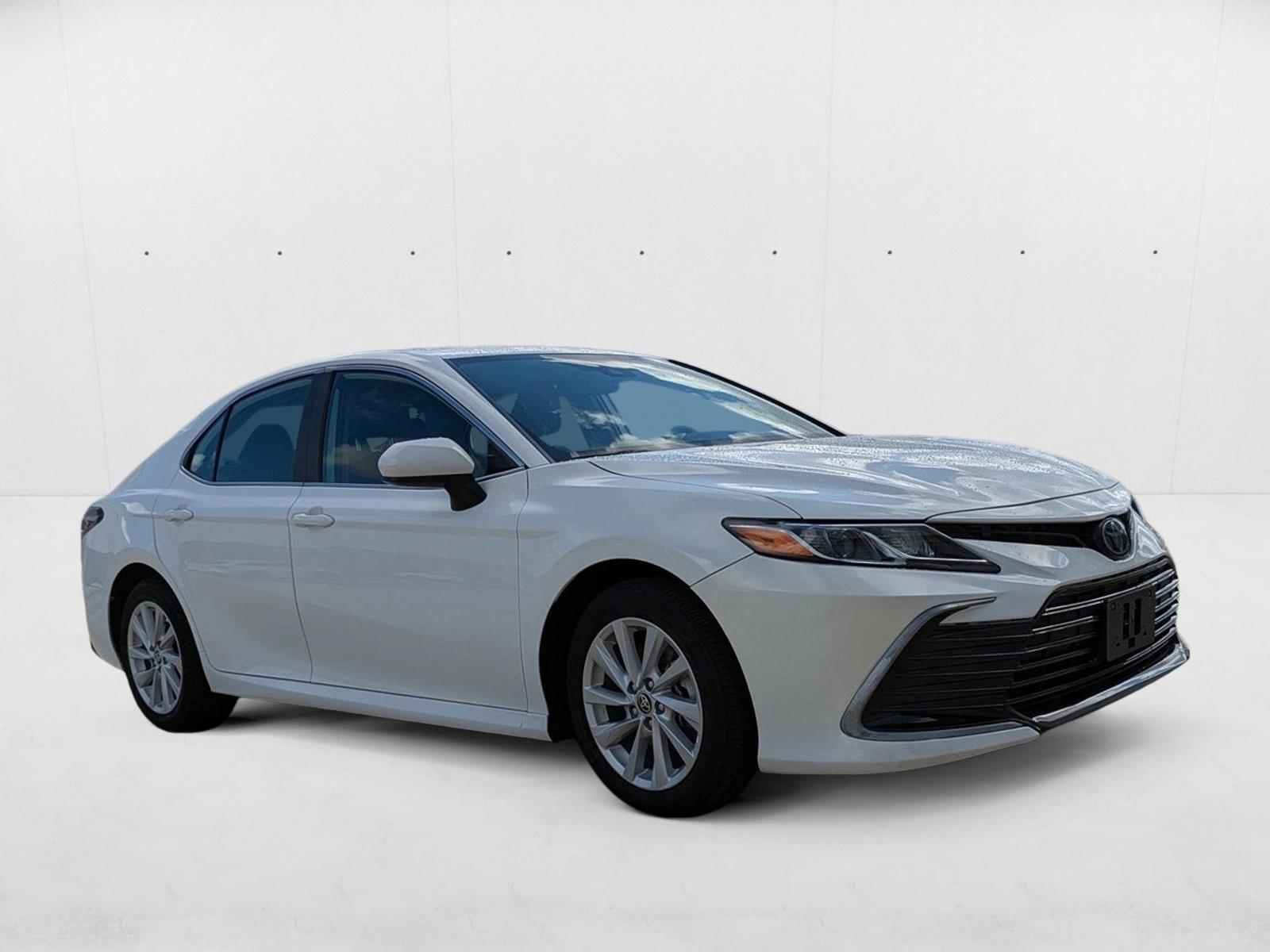2024 Toyota Camry LE photo 3