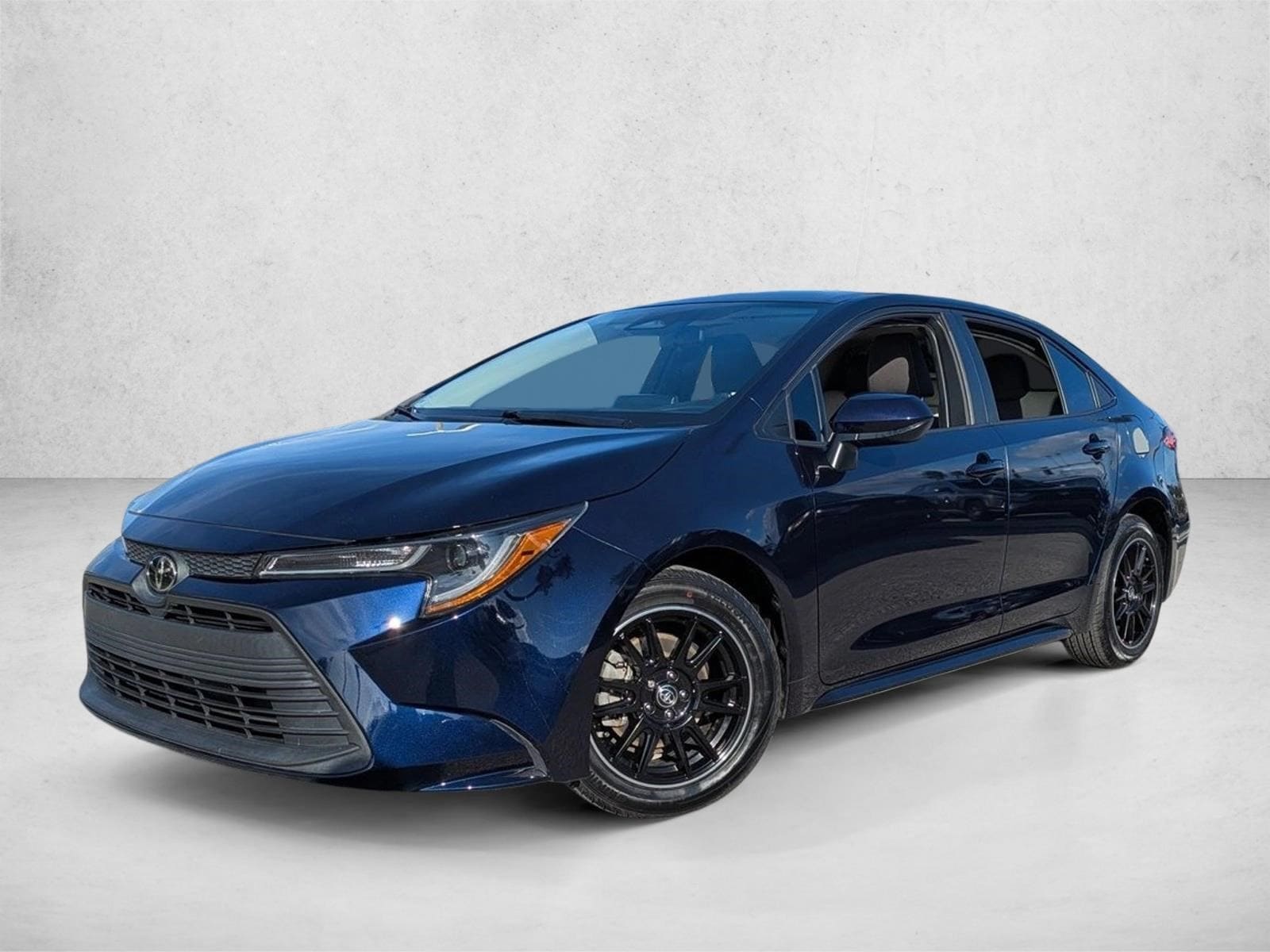 2023 Toyota Corolla LE's photo