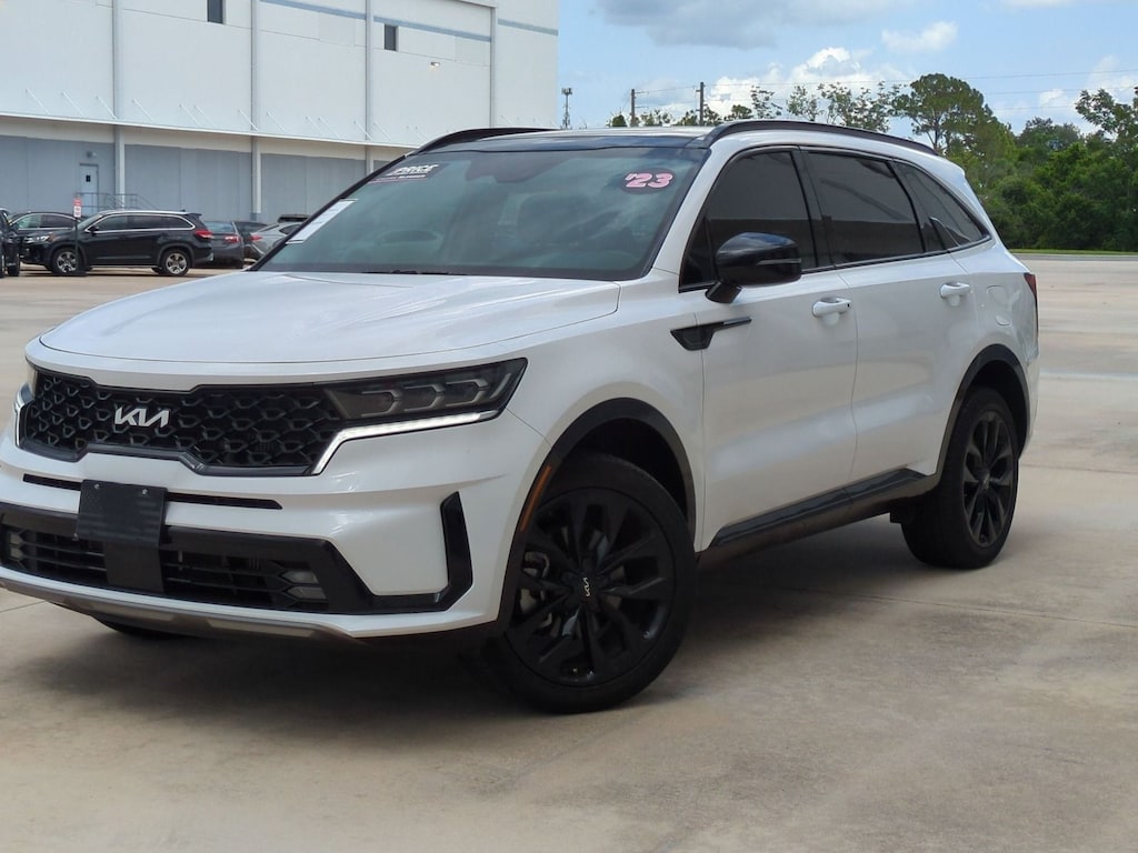 Used 2023 Kia Sorento SX SUV