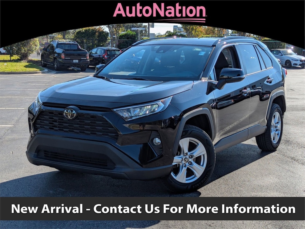 Used 2021 Toyota RAV4 XLE SUV