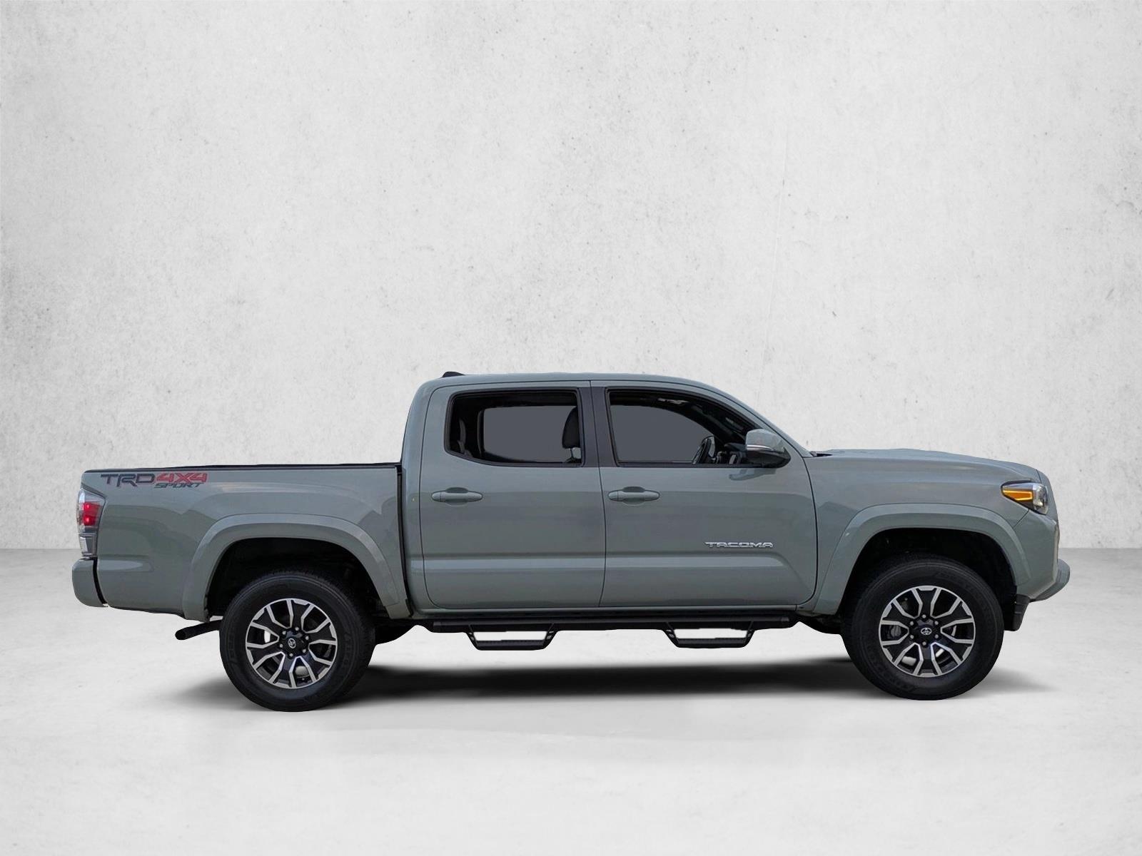 2022 Toyota Tacoma TRD Sport V6 photo 4