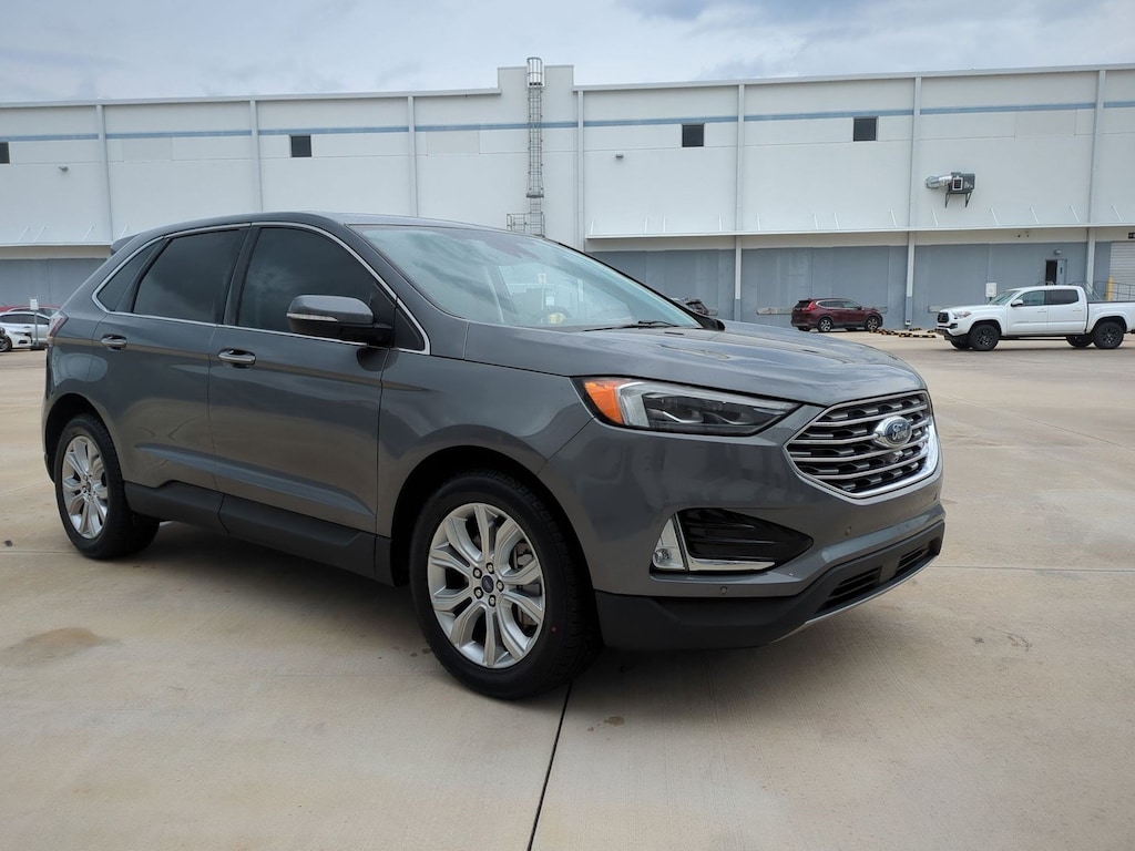 Used 2022 Ford Edge Titanium SUV